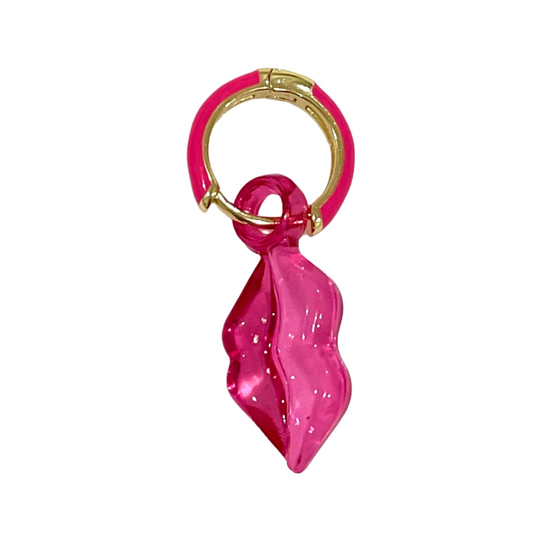 KISS ME MORE EARRING (SINGLE)