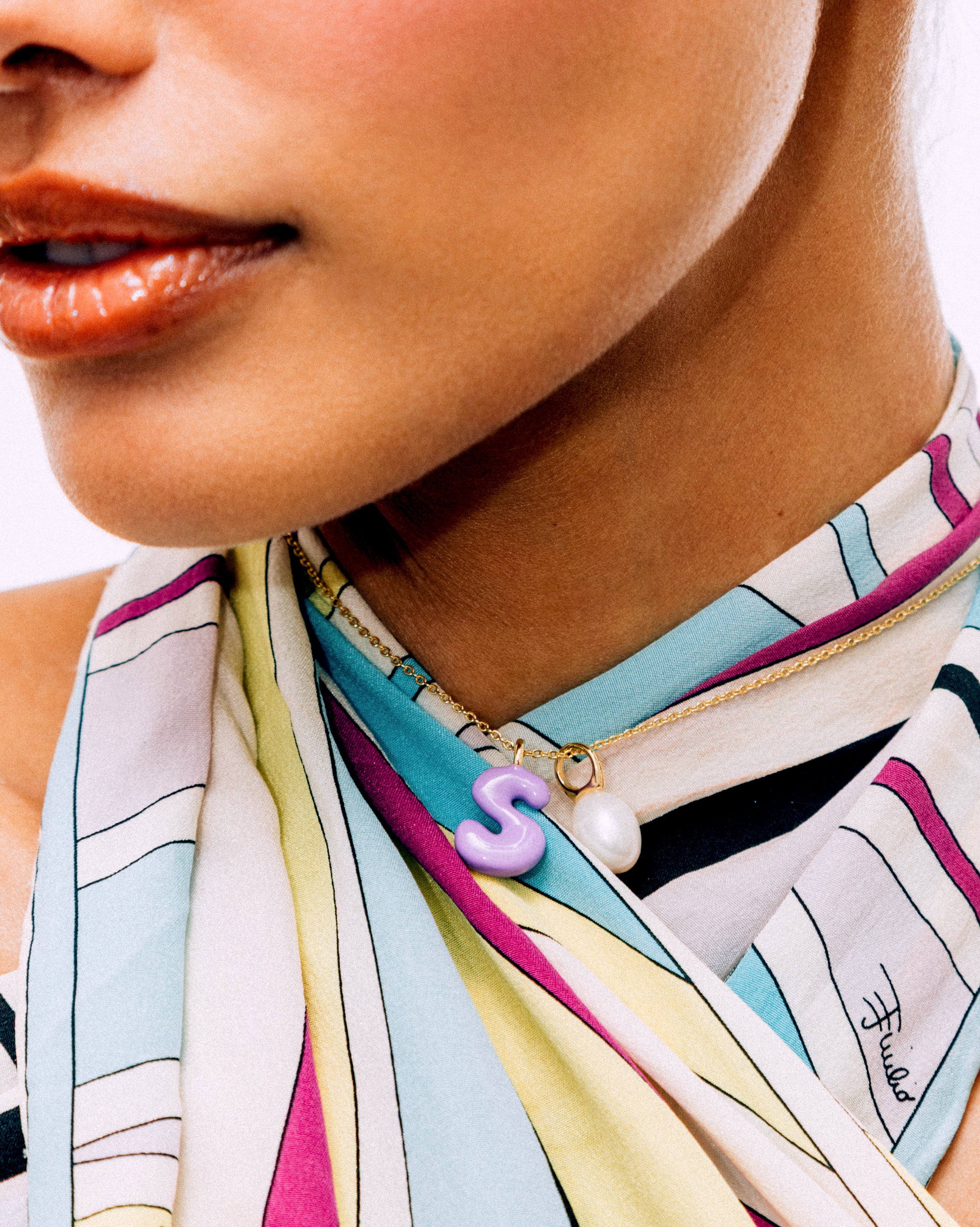 PUFFY ENAMEL INITIAL PEARL NECKLACE