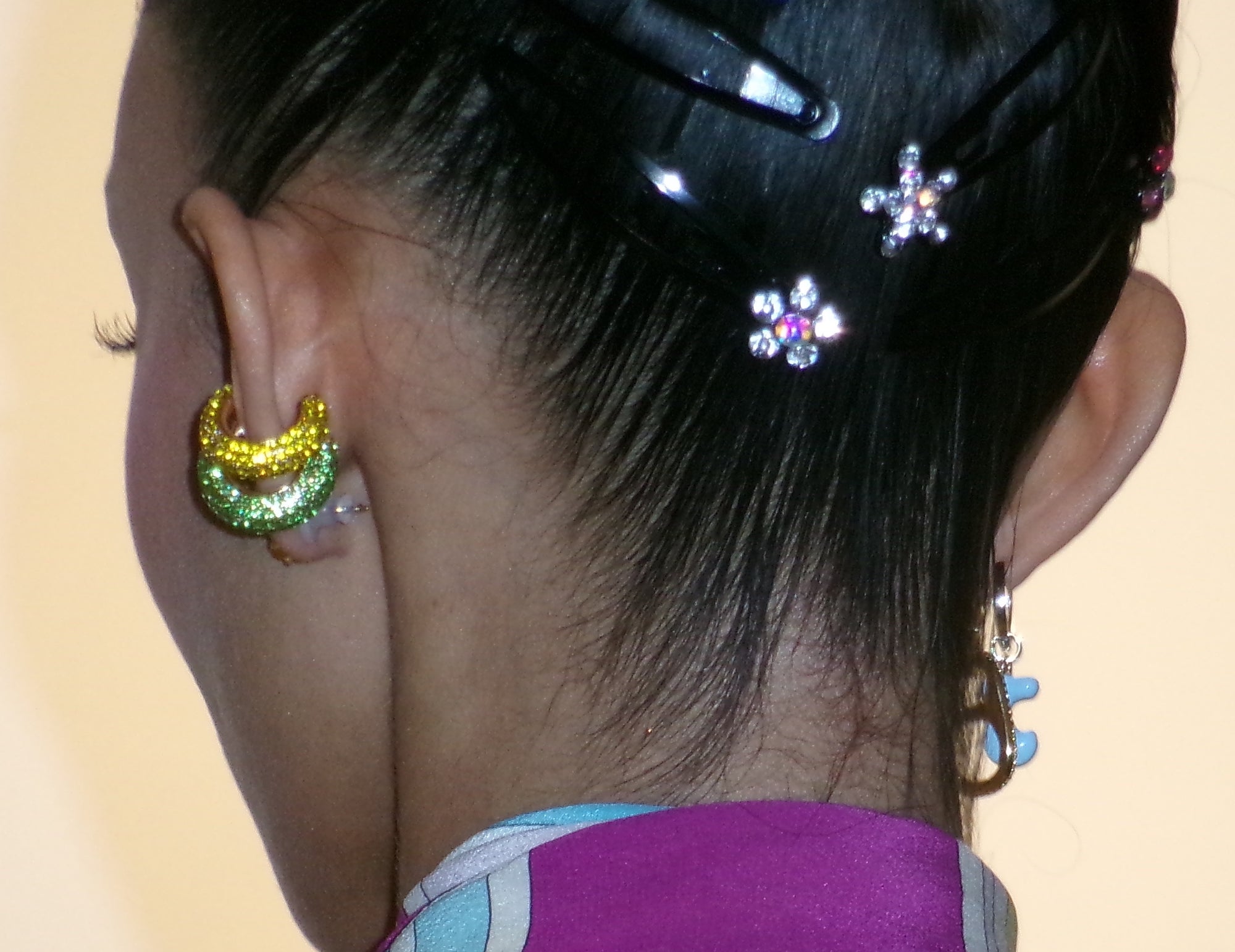 RAINBOW ECLIPSE MICROPAVE EAR CUFF