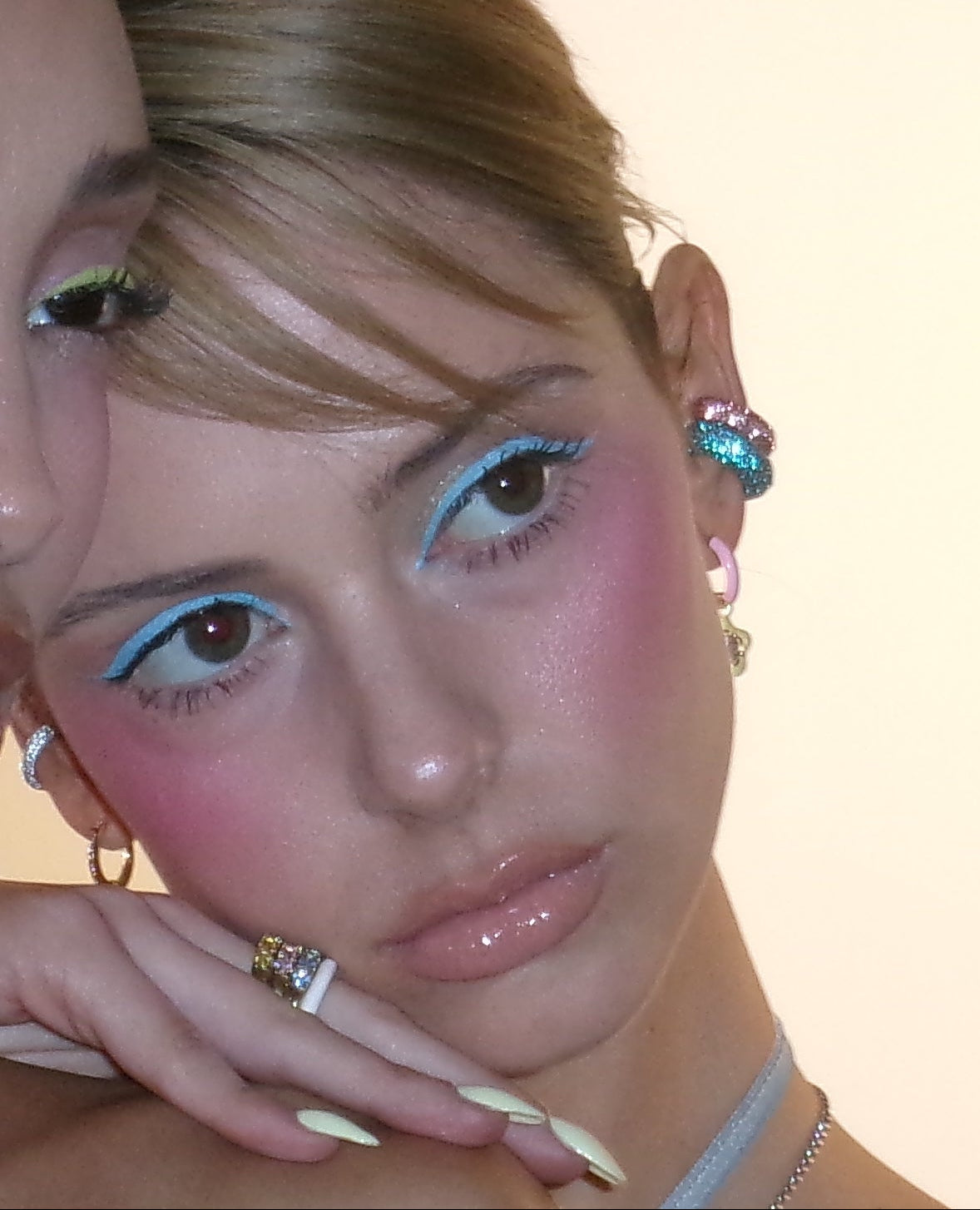 RAINBOW ECLIPSE MICROPAVE EAR CUFF