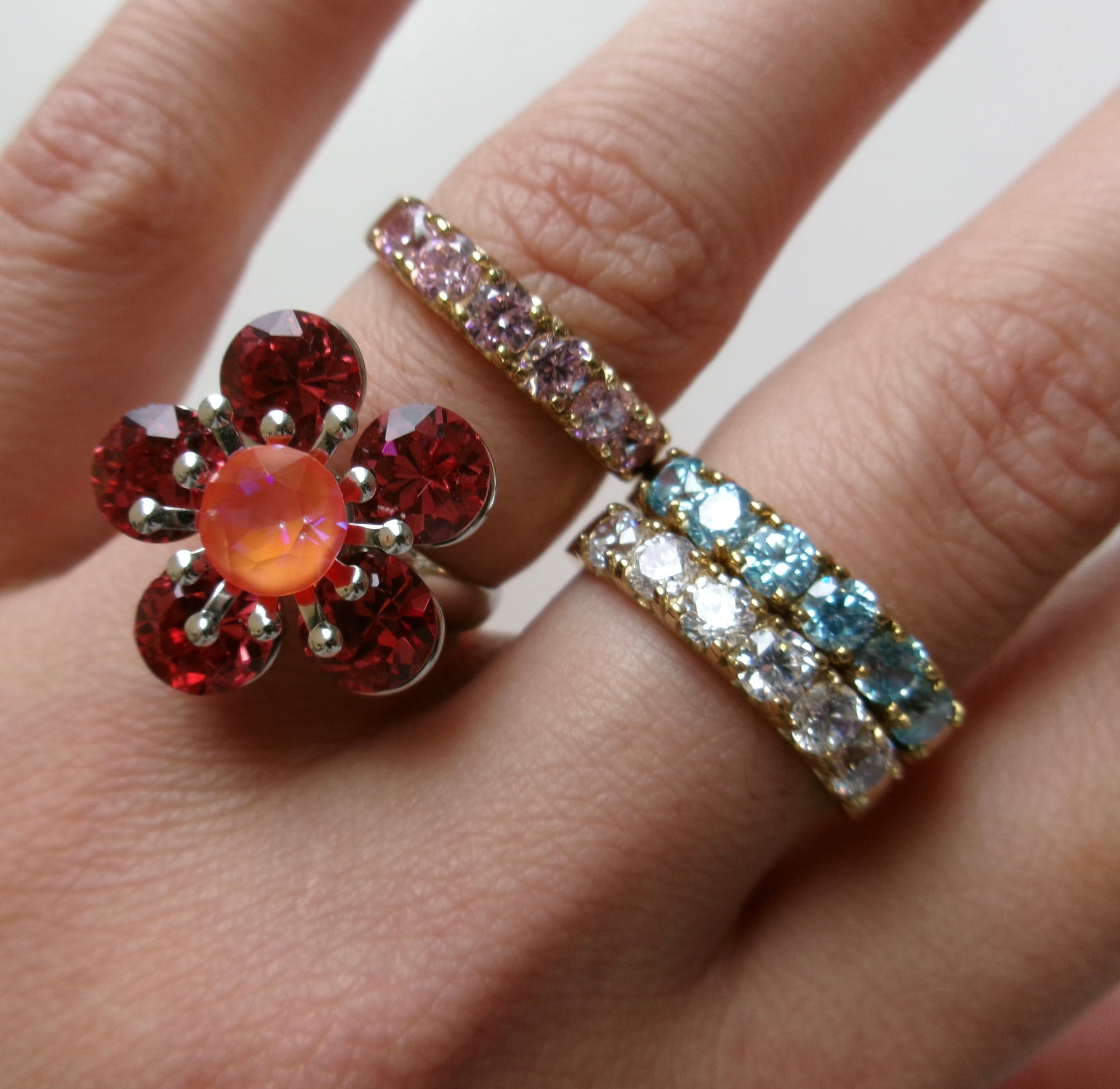 JUICE BOX STACKING RING