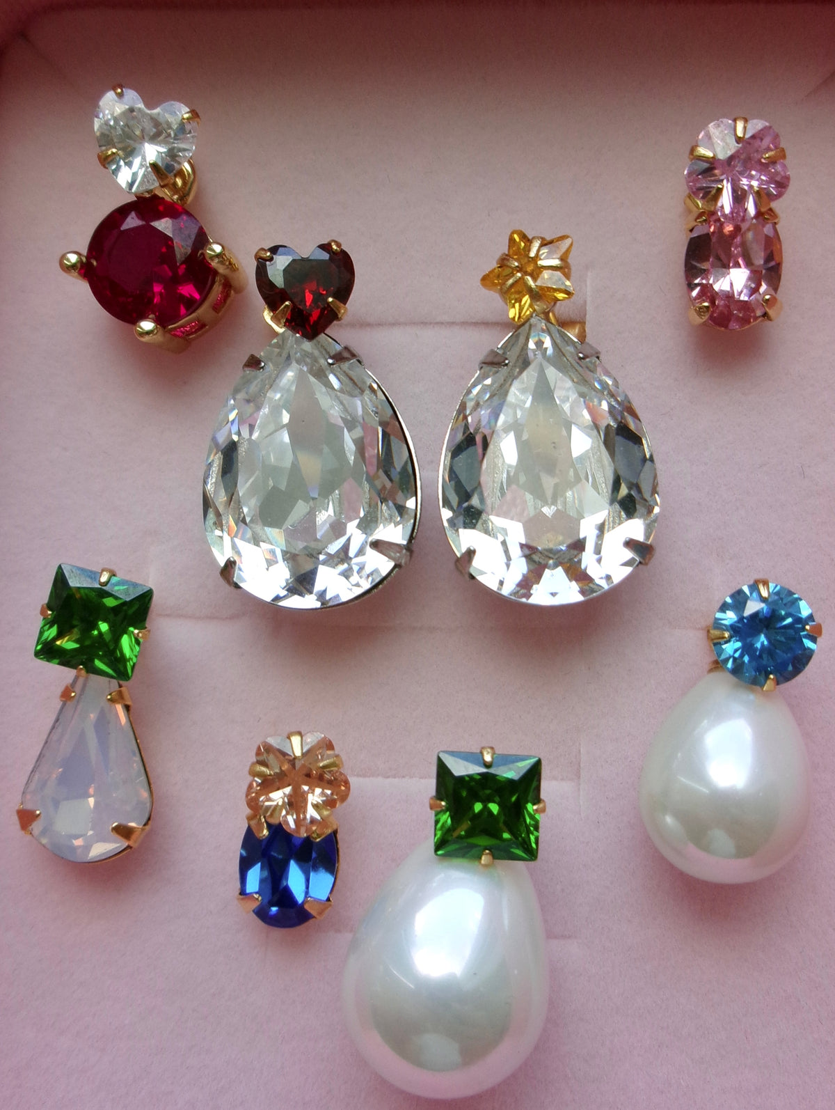 BIGGIE "STICKER" DROP EARRING (SINGLE)