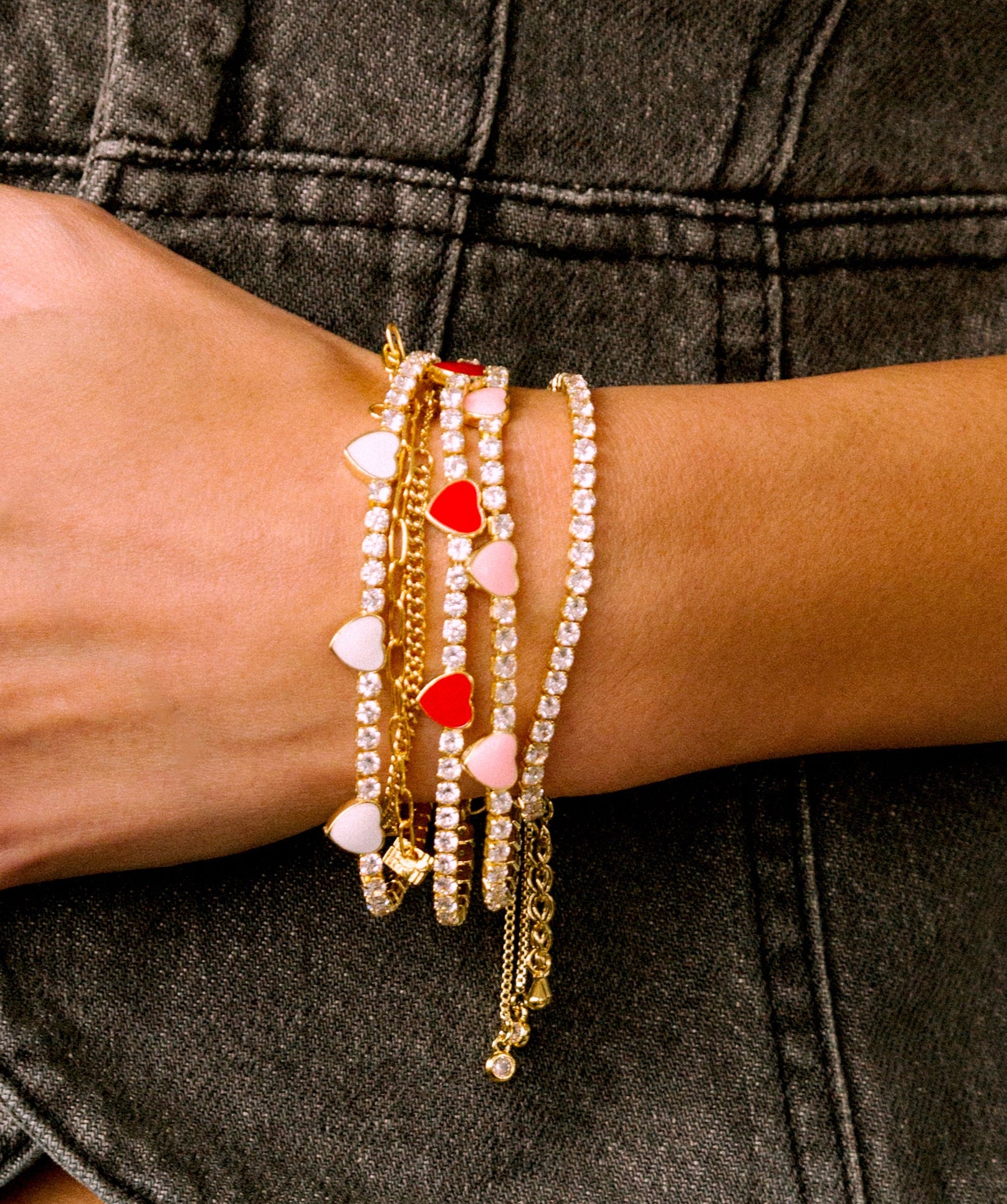 ENAMEL HEART TENNIS BRACELET