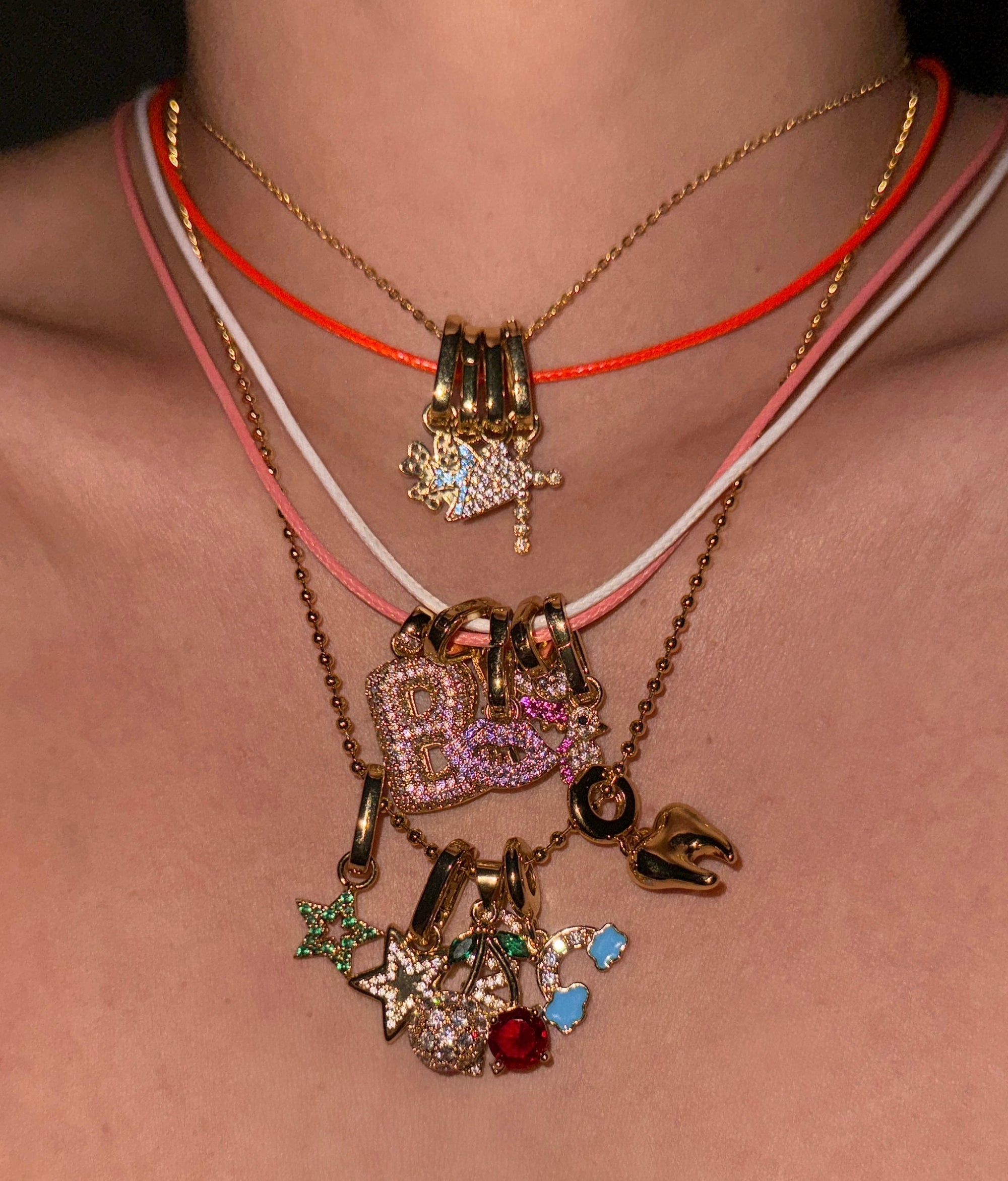 MEMENTO CHARM NECKLACE