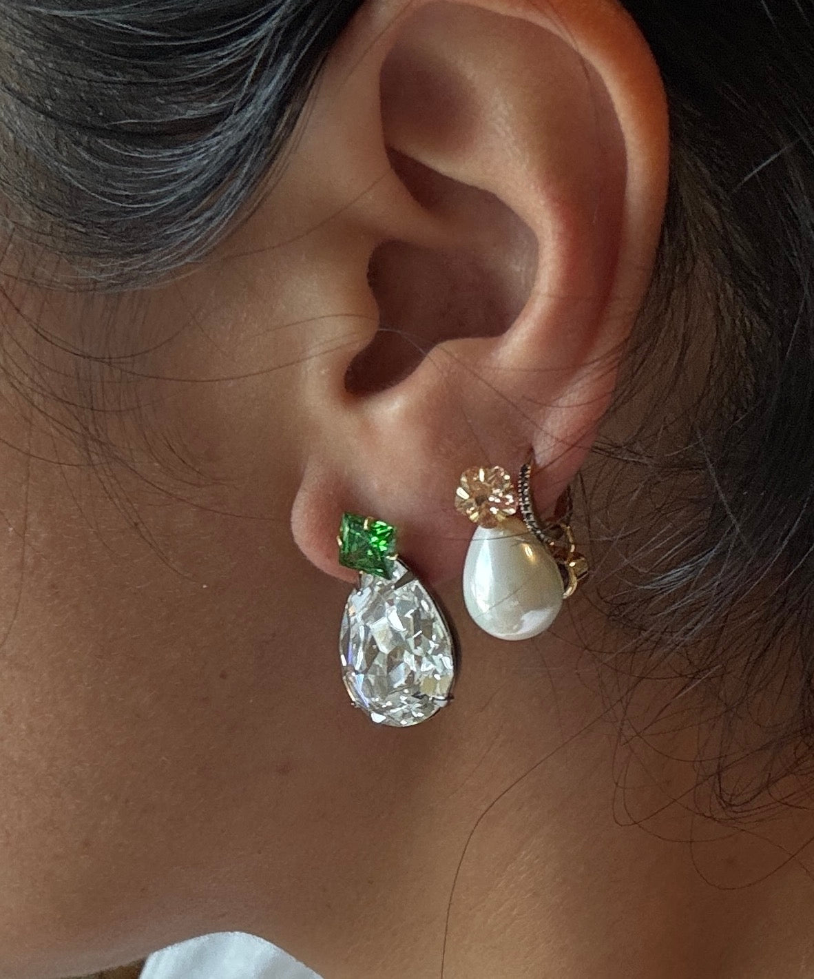 BIGGIE "STICKER" DROP EARRING (SINGLE)