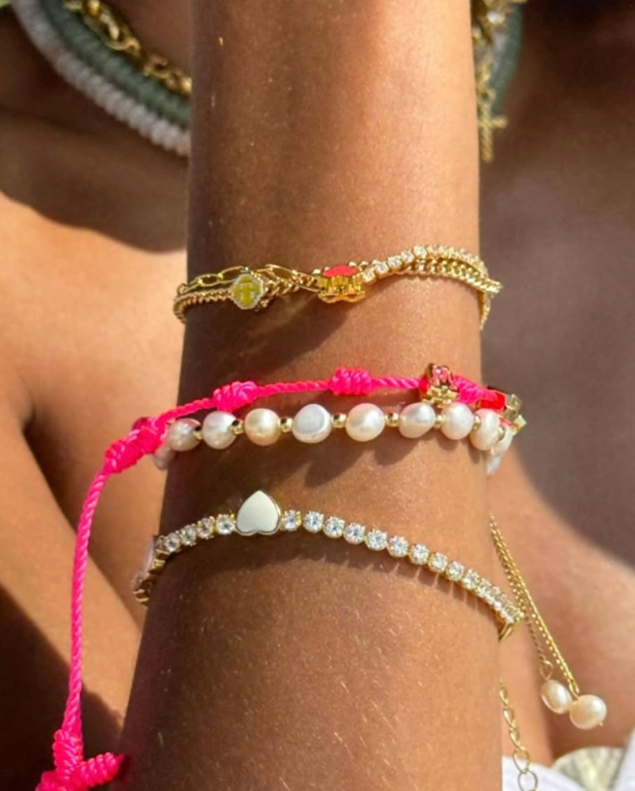 ADJUSTABLE CUSTOM PEARL BRACELET