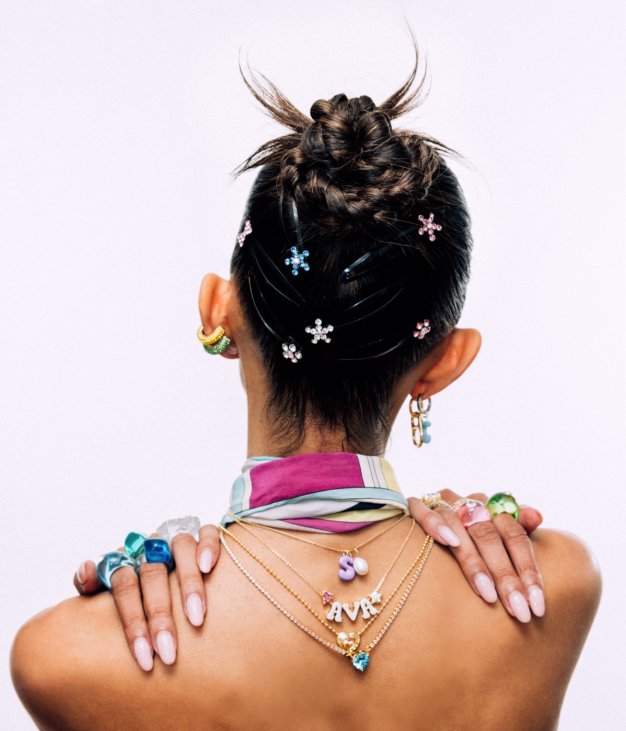 PUFFY ENAMEL INITIAL PEARL NECKLACE