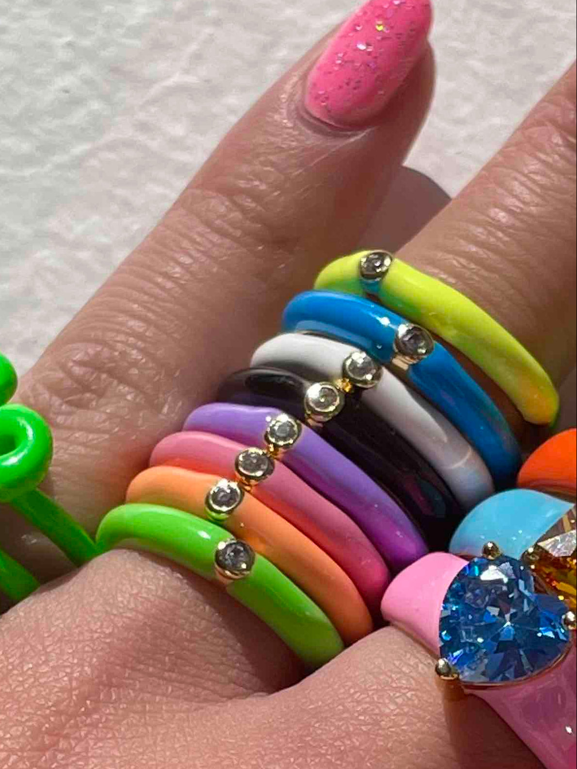 ADJUSTABLE ENAMEL DRIP BAND