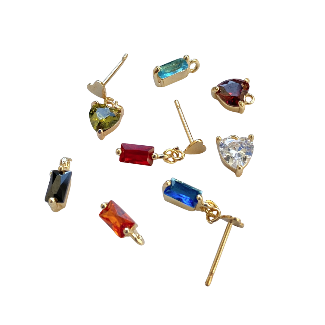 GOLDFILLED CHARM EARRING